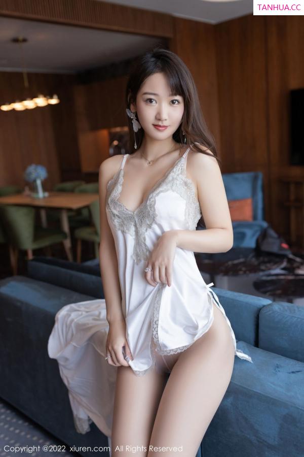唐安琪  [XiuRen]高清写真图 2022.09.05 No.5545 唐安琪第25张图片